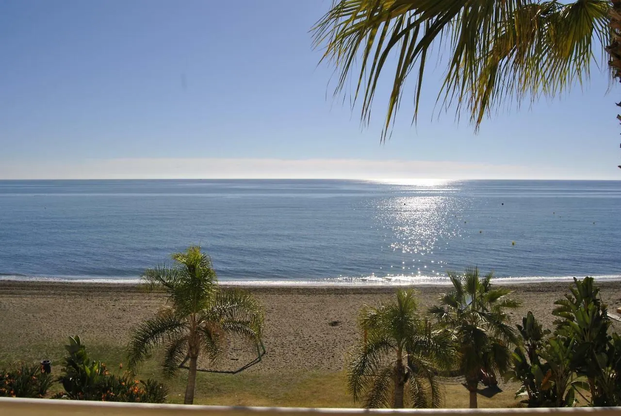 דירה Rincón de la Victoria Apartamento Frente Al Mar,Primera Linea De Playa